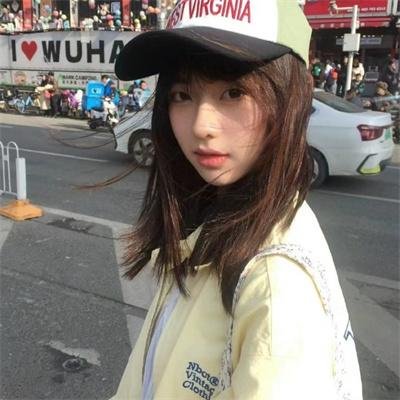 桃花映江山